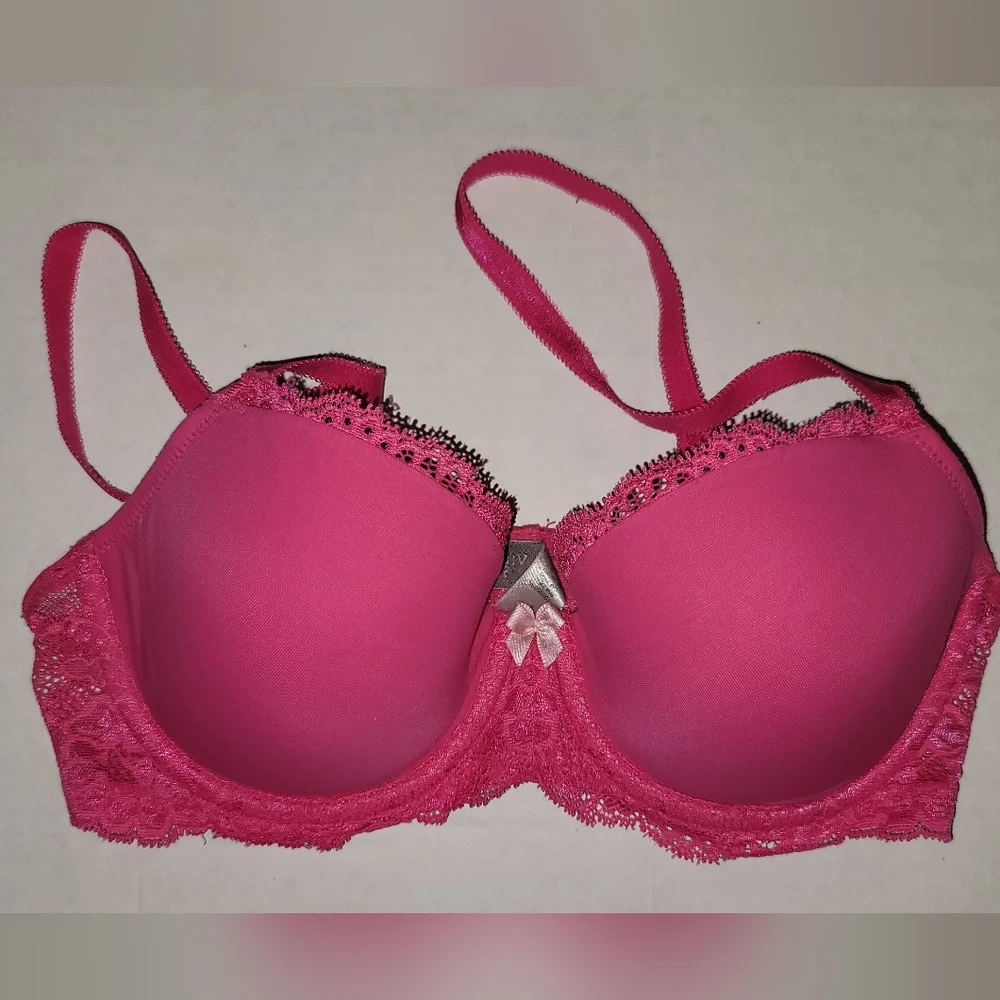Victorias secret hot pink 32D Bra padded underwire VS Lace Bow